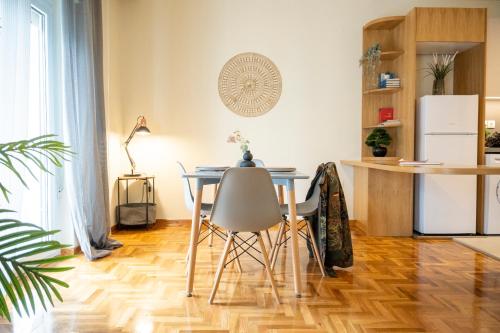 Houseloft Volos SeaView Hub