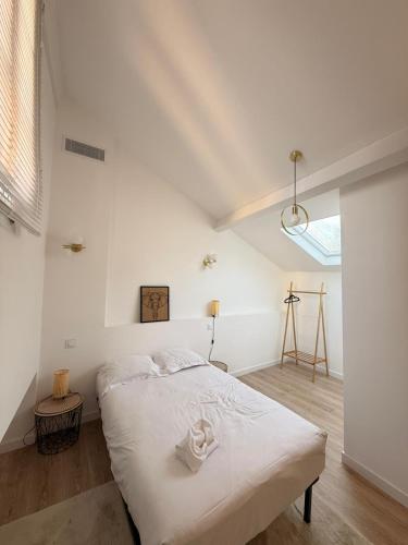 Magnifique 2 chambre au bord des plages centre de cannes entièrement climatisé