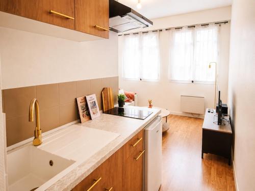 Saint Sever T2 Rénové Stationnement Gratuit Clinique Mathilde CHU Rouen - Linge & Ménage Inclus