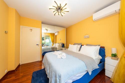 LUXURY Cannes ,2P neuf climatisé, Terrasse exceptionnelle ,parking, croisette