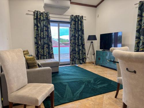 Chalé d'Angra Guest House