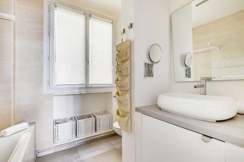 Spacious Apartment 1BR 4P - Champs-Élysées