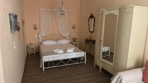 Gorgona House