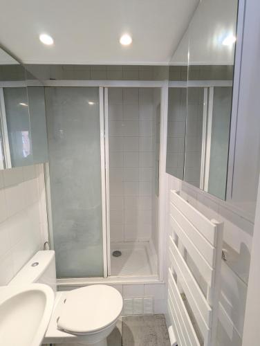Renovated apartment, spacious and well located