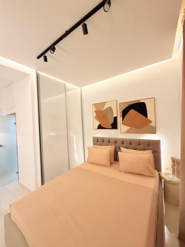 Elysian Hot Tub Suite Piraeus