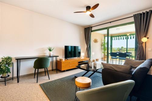 50 meters from the beach, with a pool and balcony