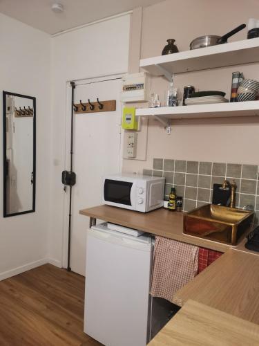 Cosy Studio in Artistic Belleville, Paris