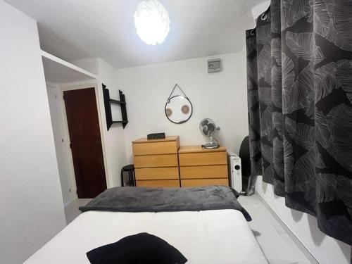 Maena Ninie - 50 m from a dream cove!