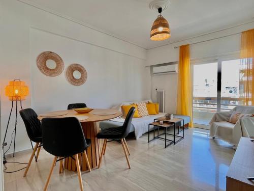 Colorful home w balcony views at Athens Riviera