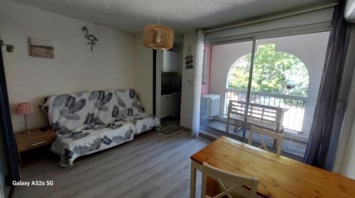 Studio lumineux avec Clim et TV