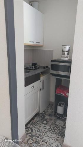 Studio lumineux avec Clim et TV