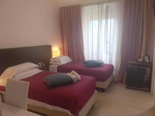VATICAN GUEST HOUSE ROOMS in Rome