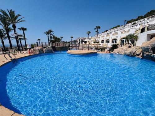 Calpiano Apartment -Imperial Park - Sea View, 6 Pools, Terrace