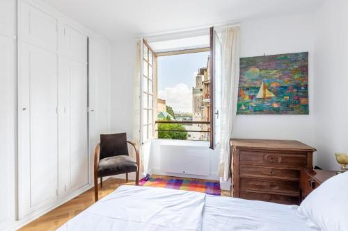 Parisian apartment in the 5th