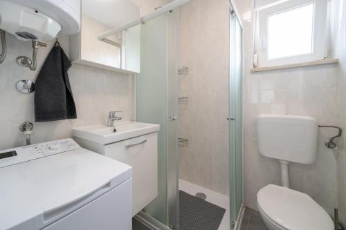 Apartments with parking space Rozac, Umag - 27240