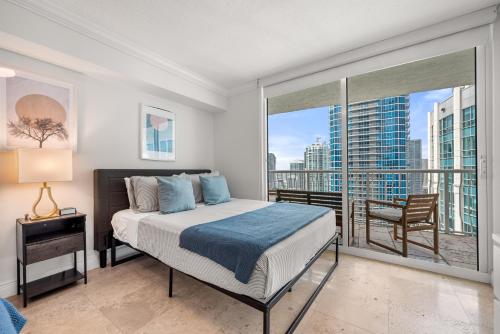 Centric 40thFloor Brickell Condo FREE parking by Palermo Home Miami photo 3