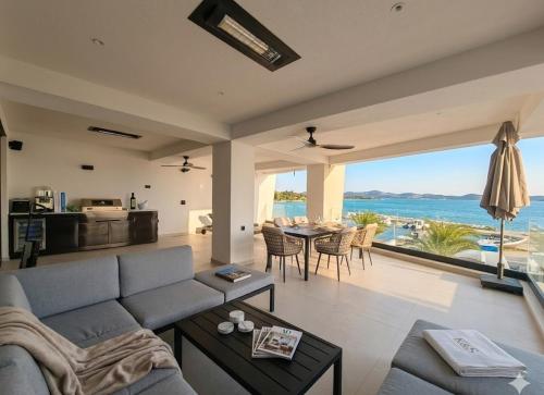 Adriatic Escape Luxury Seafront Apartment Zadar