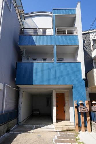 天下茶屋三层独栋家庭一户建 近地铁站难波心斋桥 最大入住8人 一号