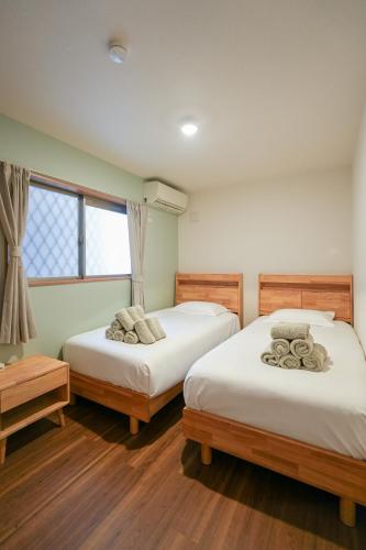 天下茶屋三层独栋家庭一户建 近地铁站难波心斋桥 最大入住8人 一号