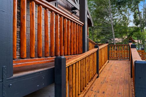 Olive Hill Sleeps 32 Pool Hot Tub Theater Sauna photo 28