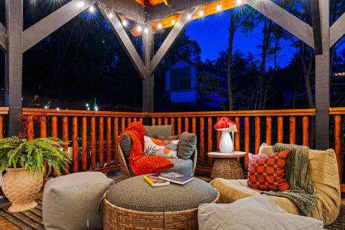 Olive Hill Sleeps 32 Pool Hot Tub Theater Sauna photo 40