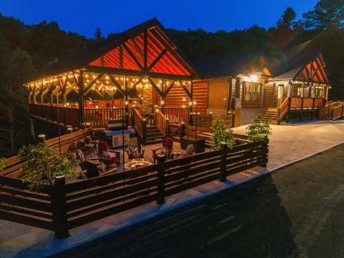 Olive Hill Sleeps 32 Pool Hot Tub Theater Sauna photo 43