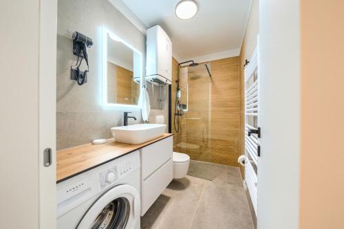 Highland Split Apartments - Unit 2