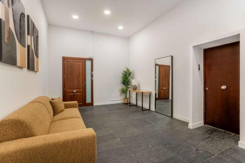 The Collection Barcelona - Private garden Duplex next to LasRamblas