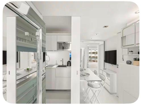 Prestige Croisette Sea View Suite with Private Terrace & Jacuzzi