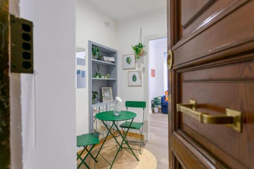 Vatican Elegant Suites