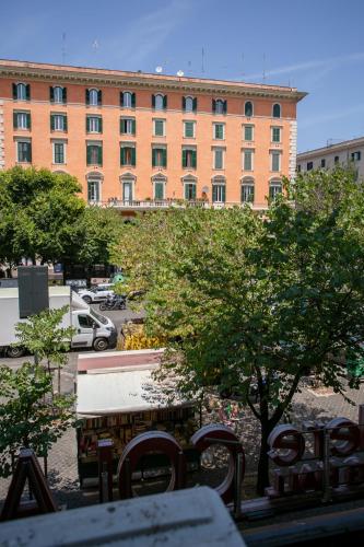 Vatican Elegant Suites