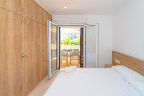 WELCS APARTAMENTO 399 EMP con piscina comunitaria