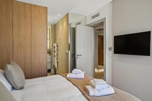 La Croisette Seafront - Terrace - 2BR Cannes
