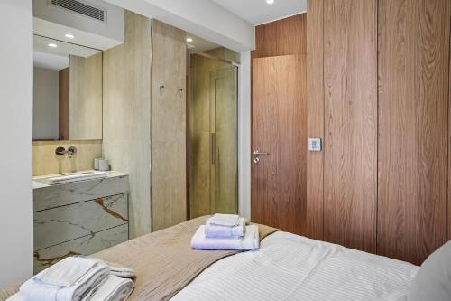 La Croisette Seafront - Terrace - 2BR Cannes