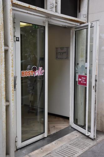 Hostelle - women only hostel Paris