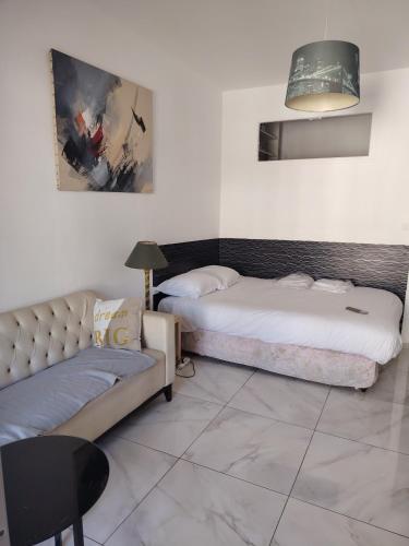 Cannes Cousin Studio by Sweet Accommodation