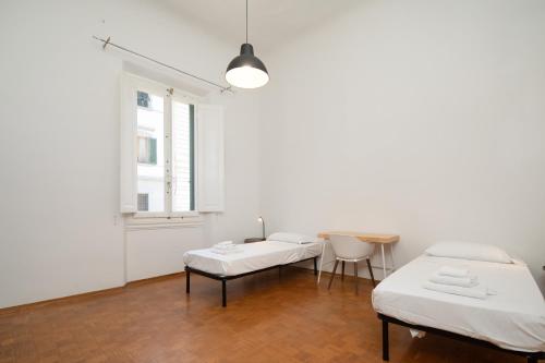 Spacious Florence Retreat