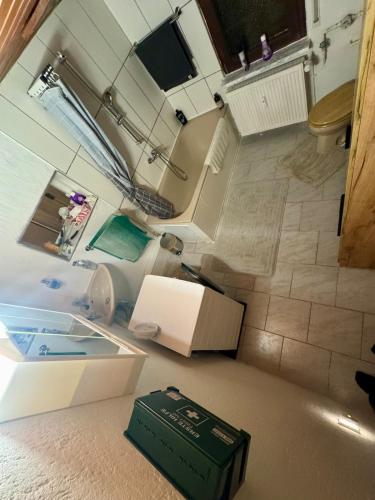 an overhead view of a bathroom with a sink and toilet at Tippelsberg in Bochum