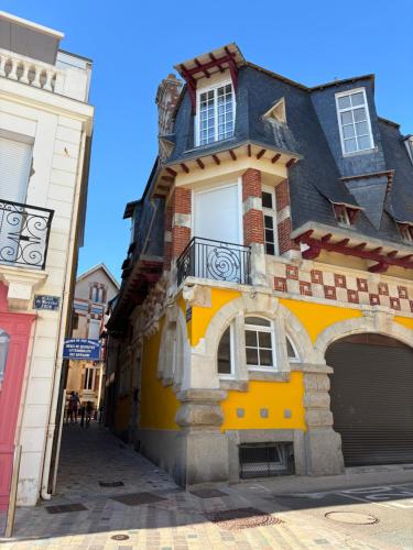 Gustave charmant appartement en cœur de ville à 20 mètres de la mer