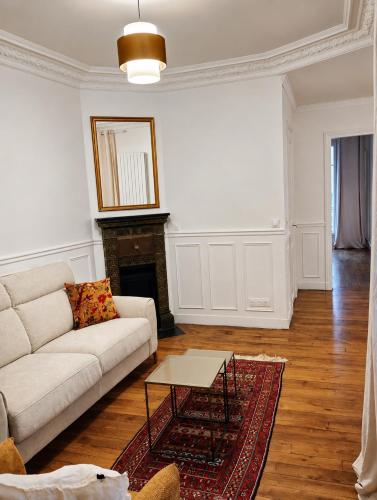 Charming apartment Paris