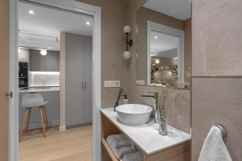 Monthly Triunfo 3 APT by Sweet Home San Sebastian Rentals