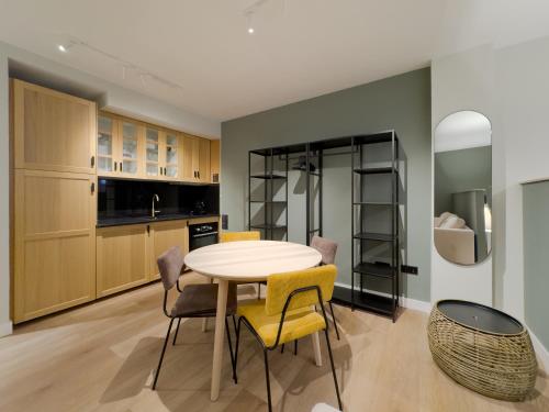 Málaga Apartments by Charming