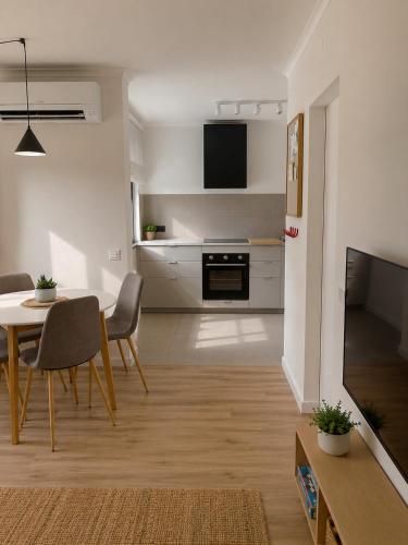 Casa do Sol A Cozy & Modern Home Away from Home