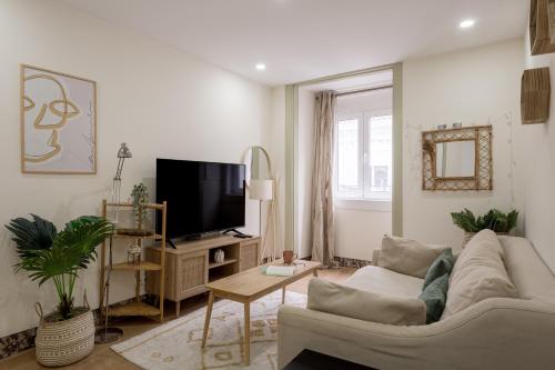 Mouraria Charm 1BR Apartment