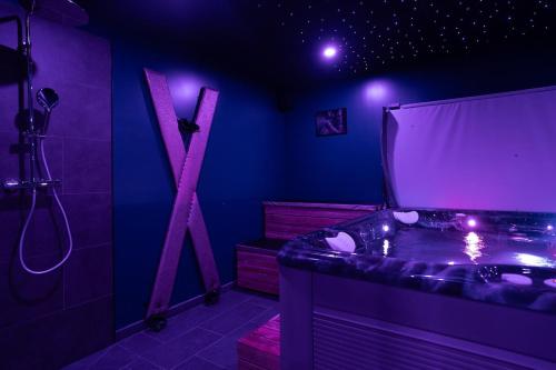 Espace Evasions Loveroom - Le Donjon 20h-9h