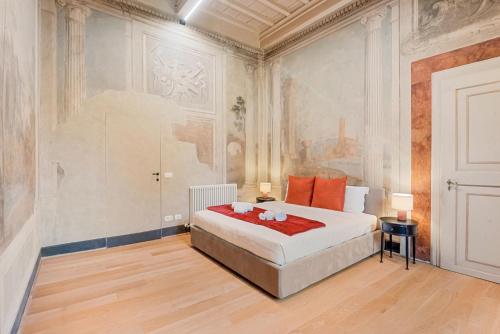 Golden Luxe, Palazzo delle Belle Arti