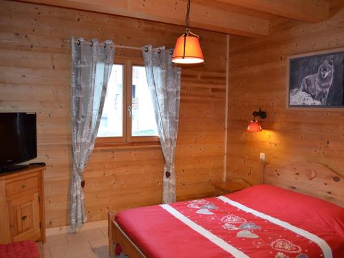 Chalet spacieux à Châtel, 12 pers., 3 chambres, proche remontées Linga, WiFi, balcon et garage