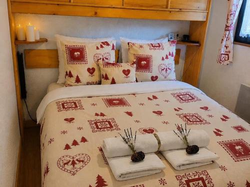 Charmant 2 pièces avec terrasse, proche commodités et navettes, 4 pers, WiFi, parking, Châtel