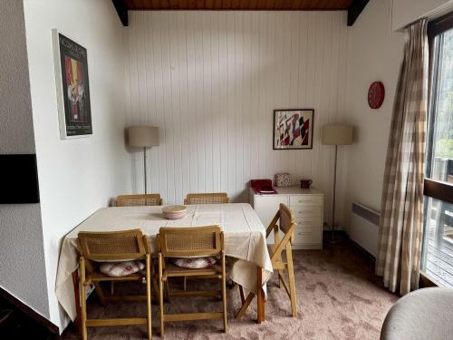 Chalet 6 pers à Châtel, proche centre et remontées, terrasse et équipements modernes