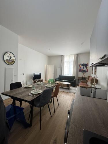 Elegant 2-Bedroom Apartment in the Heart of Paris